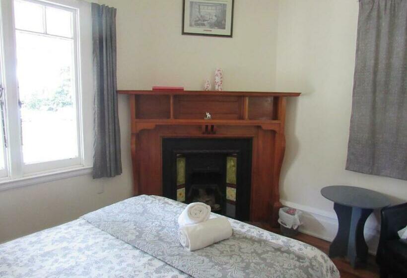 스탠다드 룸 공동 욕실, White Elephant Accomodation