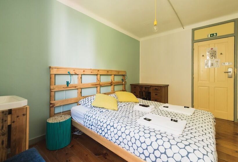 Quarto Standard Casa de Banho Partilhada, WOT New Lisbon