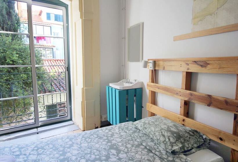 Quarto Standard Casa de Banho Partilhada, WOT New Lisbon