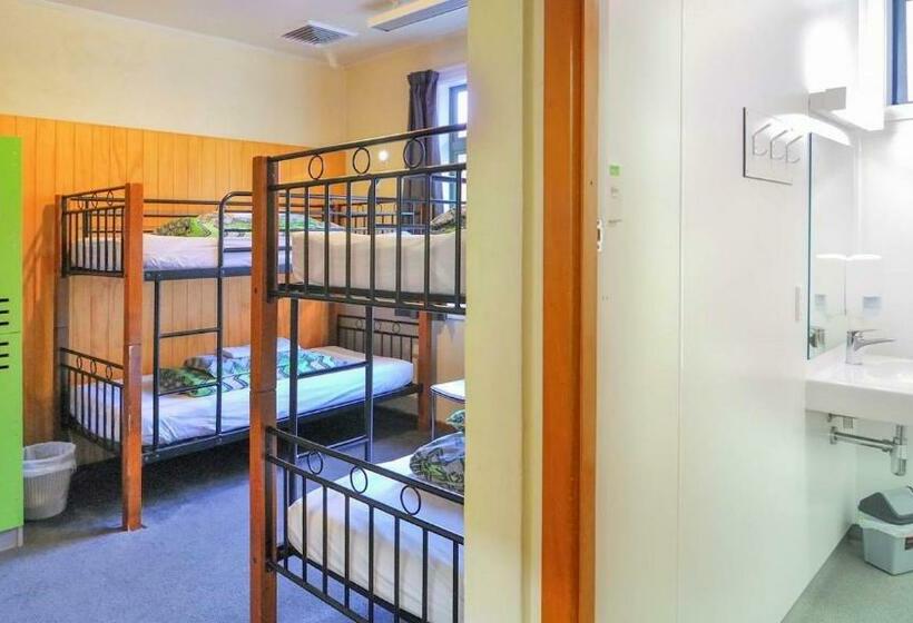 מיטה בחדר משותף, Haka House Wanaka