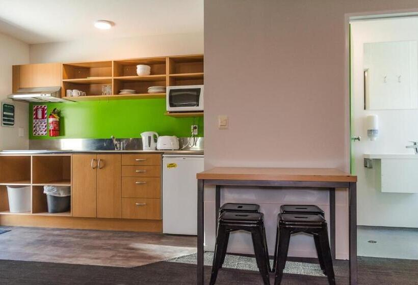 מיטה בחדר משותף, Haka House Wanaka