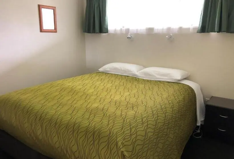 Huoneisto 2 Makuuhuonetta, Alexandra Garden Court Motel