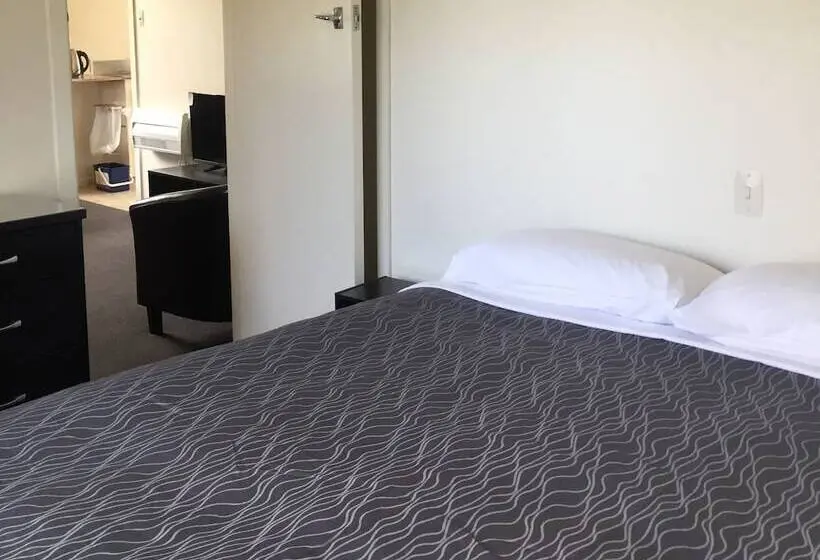 Huoneisto 2 Makuuhuonetta, Alexandra Garden Court Motel