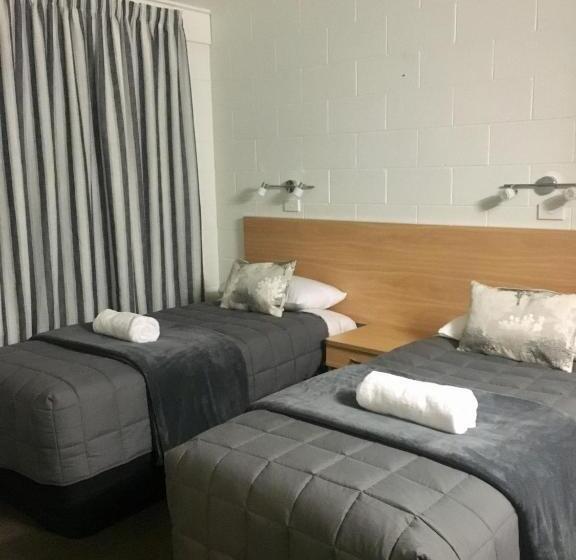 Апартаменты 2 Спальни, Andorra Motel