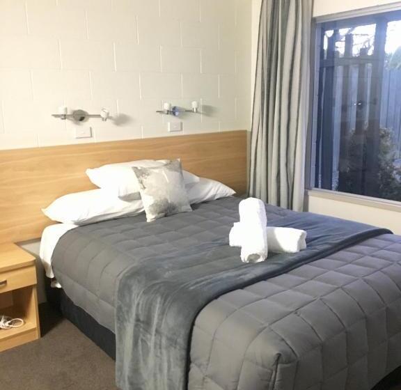 Апартаменты 2 Спальни, Andorra Motel