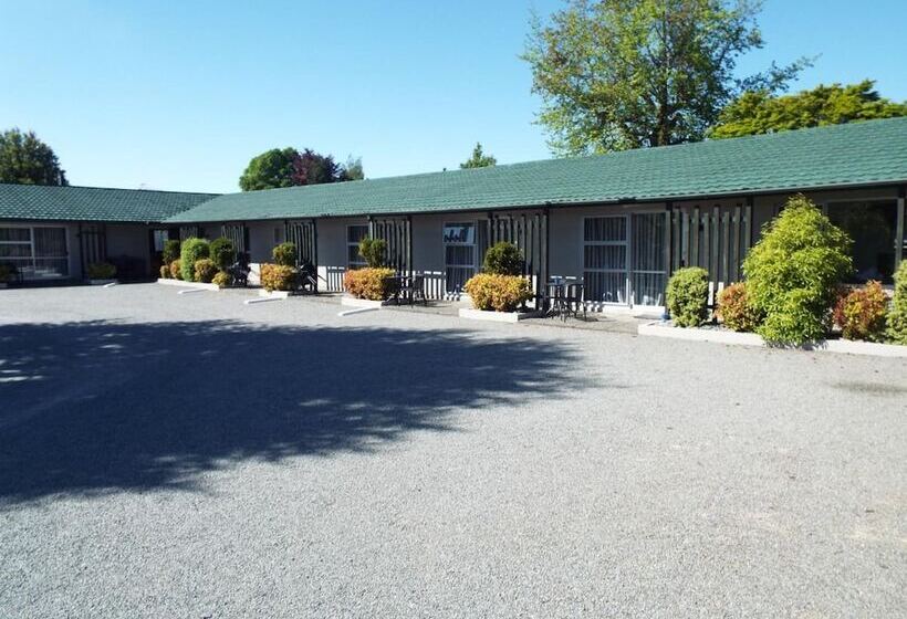 Студия Стандарт, Andorra Motel