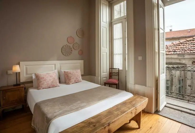 اتاق استاندارد, Being Porto Hostel