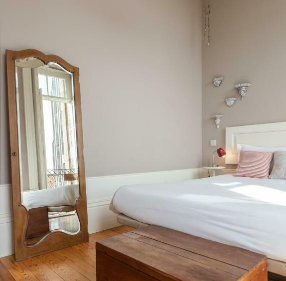 اتاق استاندارد, Being Porto Hostel