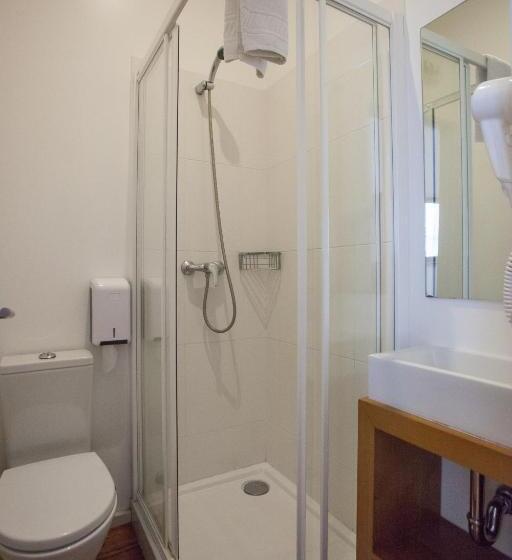 اتاق عادی, Being Porto Hostel