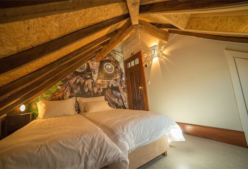 Семейный Номер, Casa Com Historia