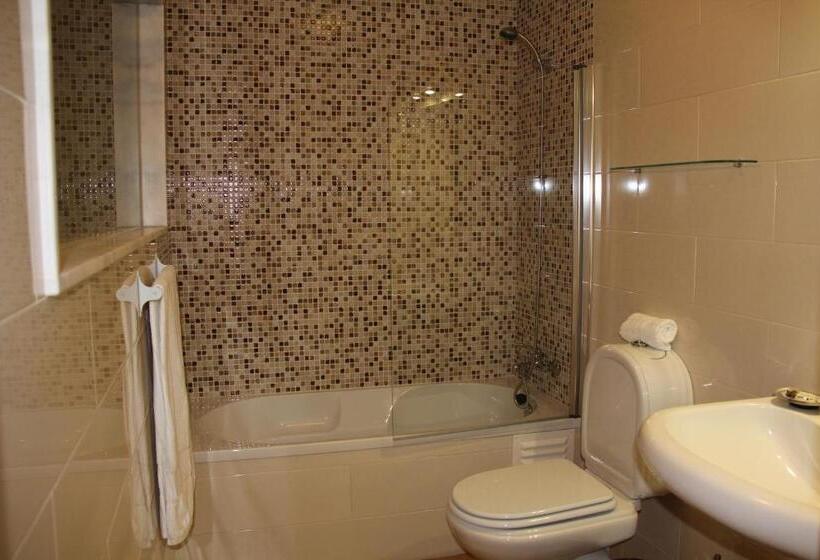 غرفة قياسية مطلّة علي حمام السباحة, Casa Morgados Grândola Guesthouse