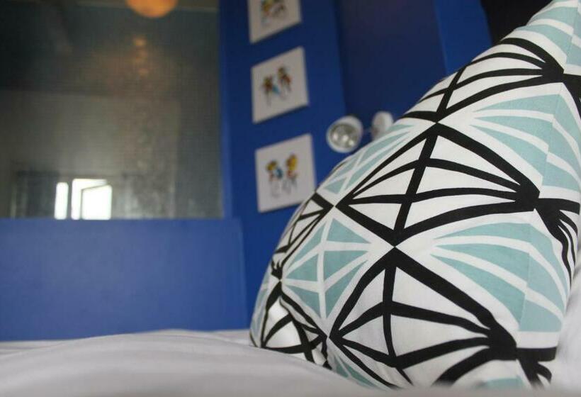 标准单人间, Magles Smiley Inn