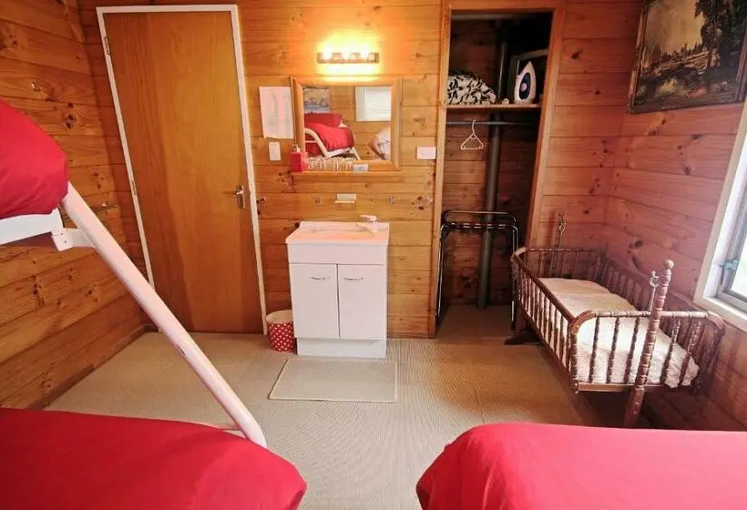 Deluxe-perhehuone, Tony S Lodge