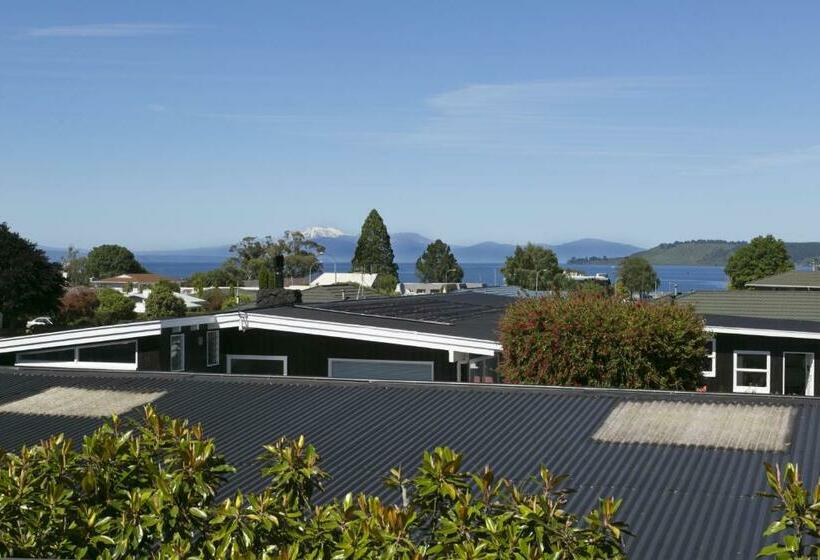 إستوديو ديلوكس, Beechtree Motel