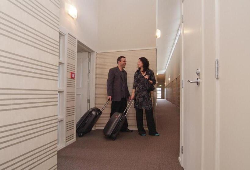 2ベッドルームアパートメント, Beechtree Motel