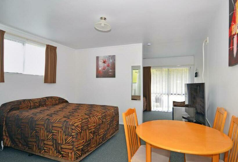 Номер Премиум, Celtic Motel