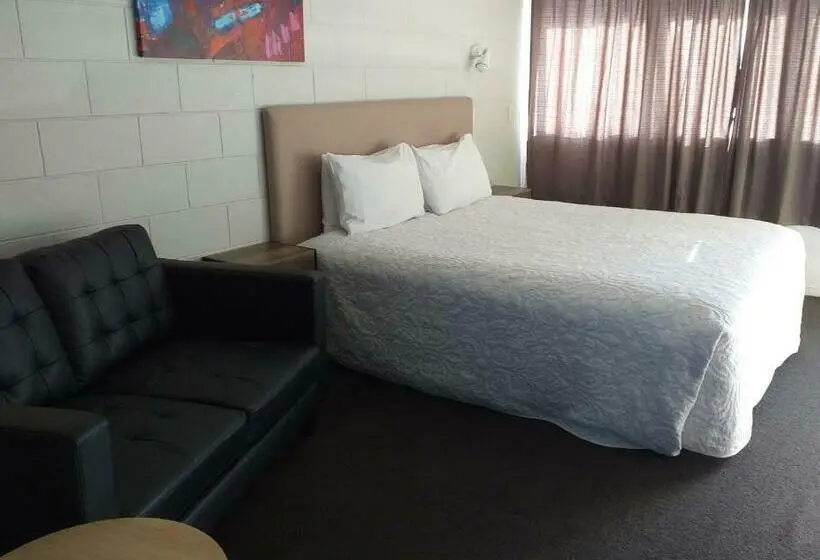 キングサイドベッドのスタンダードワンルーム, Continental Motel