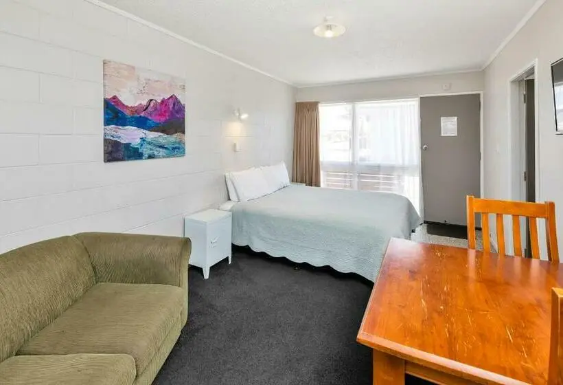 １ベッドルームアパートメント, Continental Motel