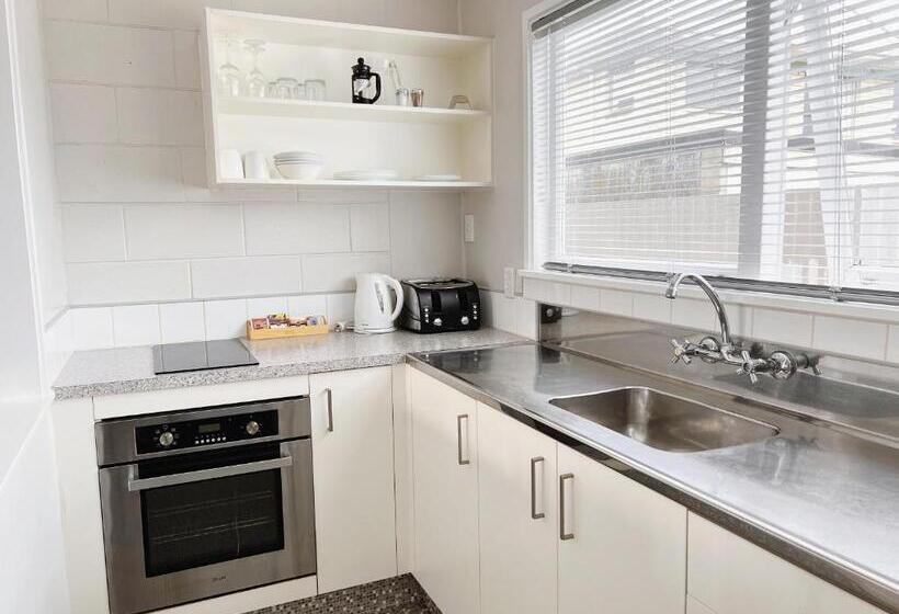 침실 1개 아파트, Continental Motel