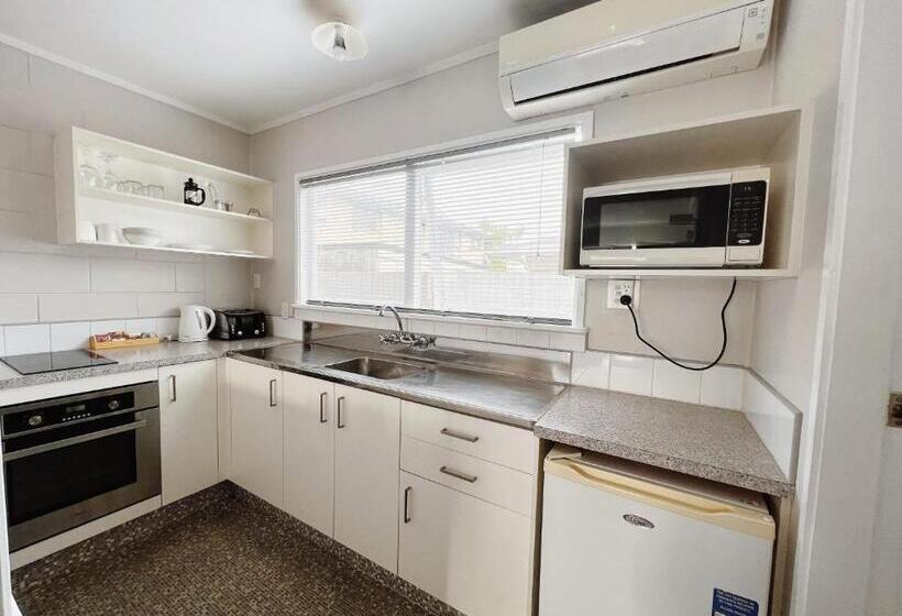 침실 1개 아파트, Continental Motel