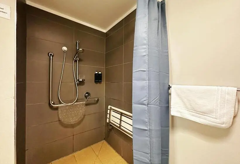 身障者適用スタンダードルーム, Continental Motel