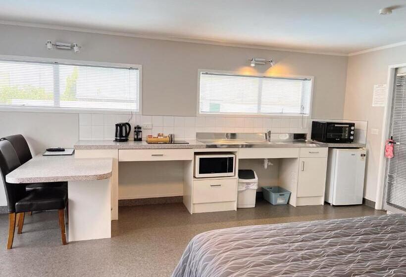 장애인을 위한 스탠다드 룸, Continental Motel