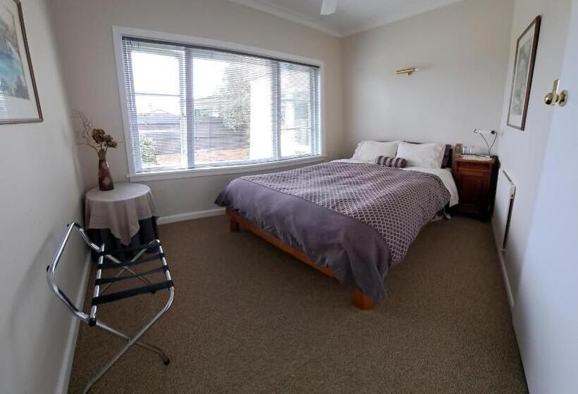 스탠다드 룸 가든 전망, Grange Harbour View B&b