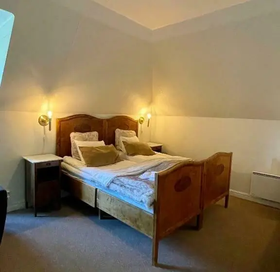 Standard Kolmen Hengen Huone, Kungshaga Hotell
