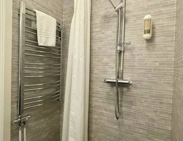 Standard Yhden Hengen Huone, Kungshaga Hotell