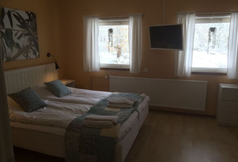 バスルーム共有のトリプルスタンダード, L Paradis