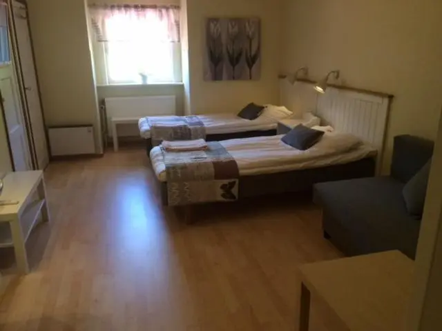 Standard Kolmen Hengen Huone, L Paradis