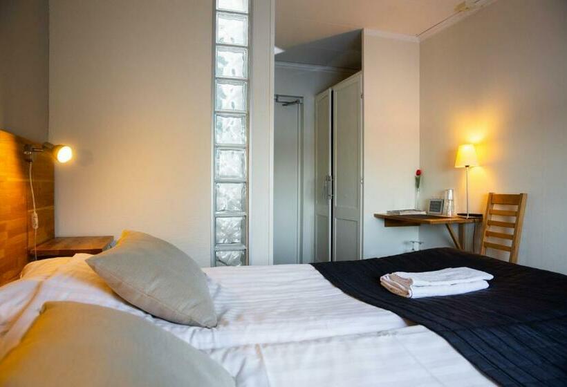 スタンダードルーム, L Veckefjärden