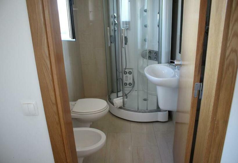 غرفة قياسية فردية, Solar Da Charneca