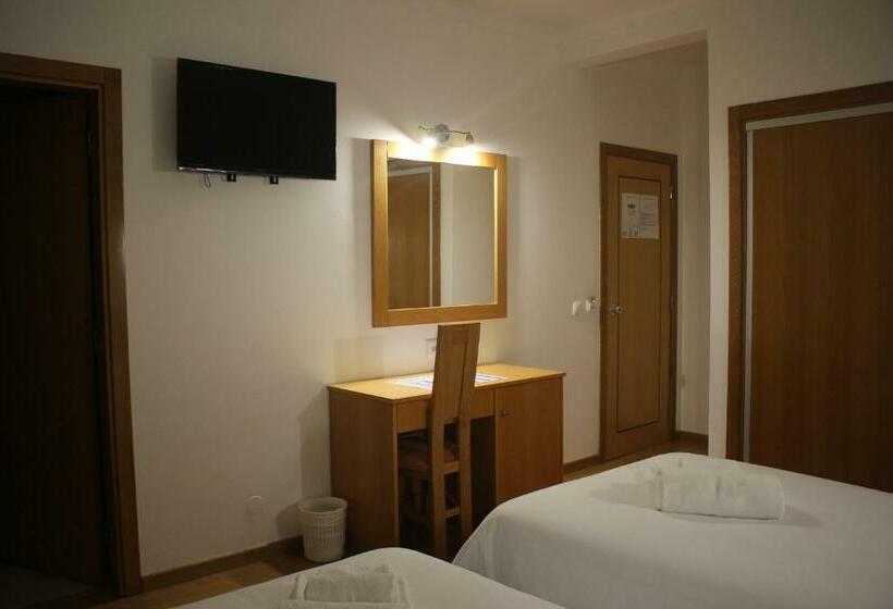 غرفة قياسية, Solar Da Charneca