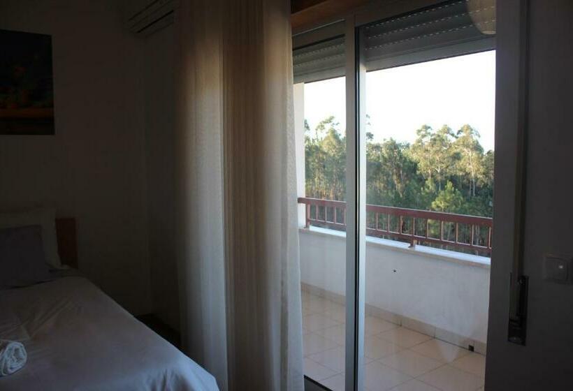 غرفة قياسية فردية, Solar Da Charneca