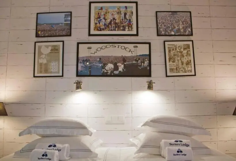 Standard-invahuone, Surfers Lodge Peniche