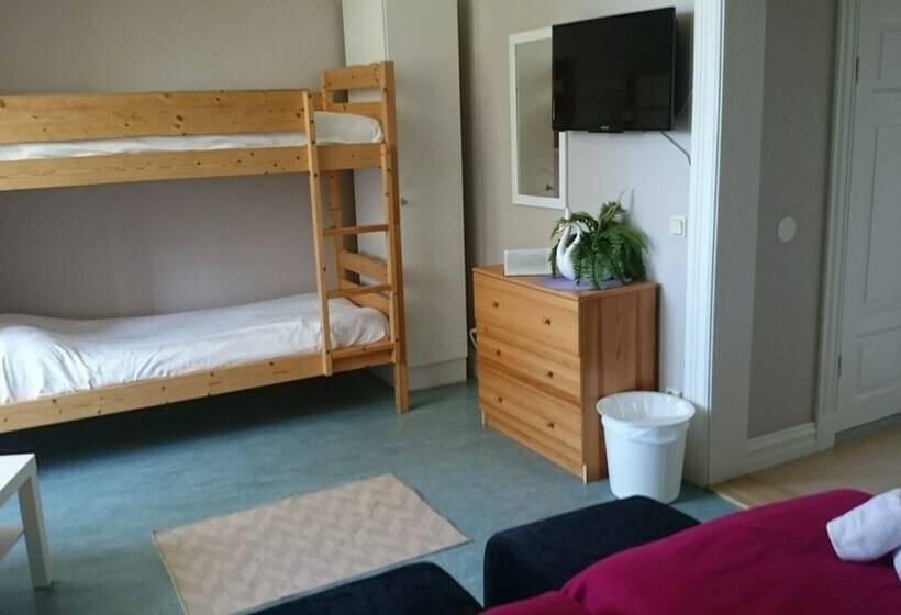 Quarto Estandar, Ediths Pensionat
