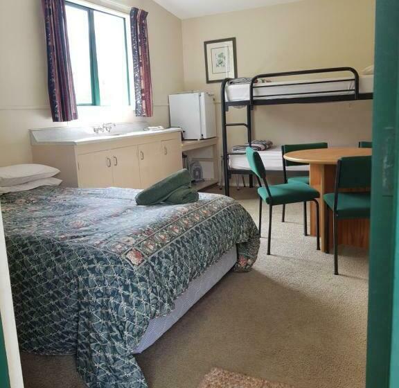 スーペリアーバンガロー, Kiwi Park Motels