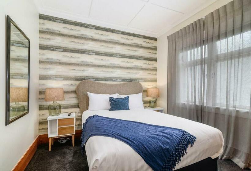 اتاق سوپریور با تخت بزرگ, Lakes Lodge Rotorua