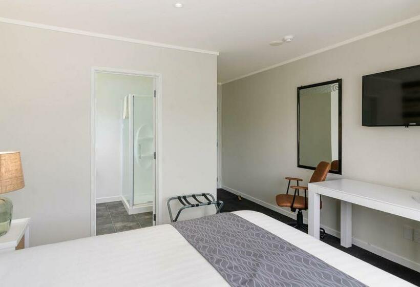 اتاق لوکس با تخت بزرگ, Lakes Lodge Rotorua