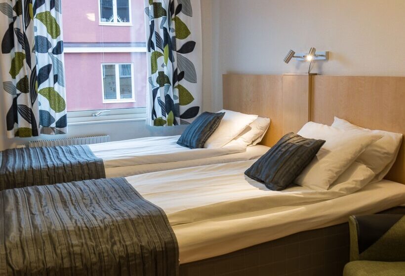 Семейный Номер, Linköpings Cityhotell Och Vandrarhem