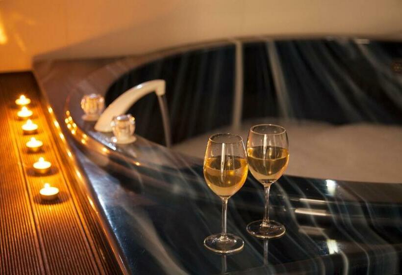 חדר סטודיו סטנדרד, Livingston Motel