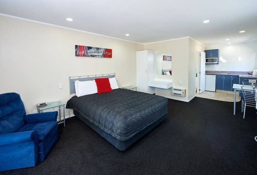 חדר סטודיו סטנדרד, Livingston Motel