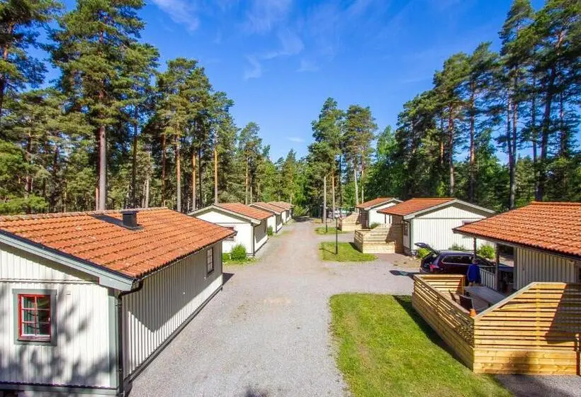 Talo 2 Makuuhuonetta, Karlstad Swecamp Bomstadbaden