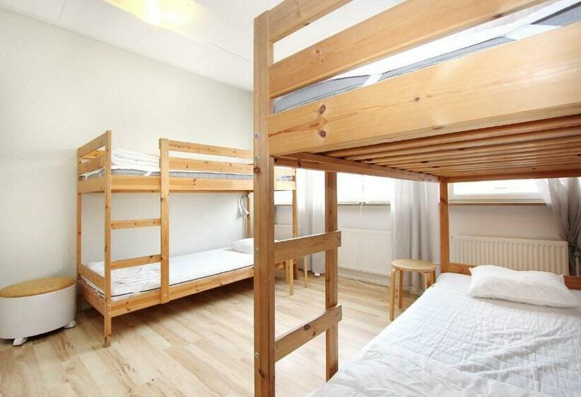 标准四人间共用浴室, Rut & Ragnars Vandrarhem