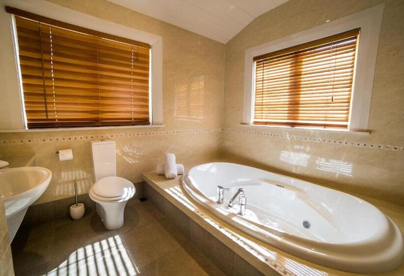 غرفة قياسية مزوَّدة بجاكوزي, Shady Rest Bed & Breakfast