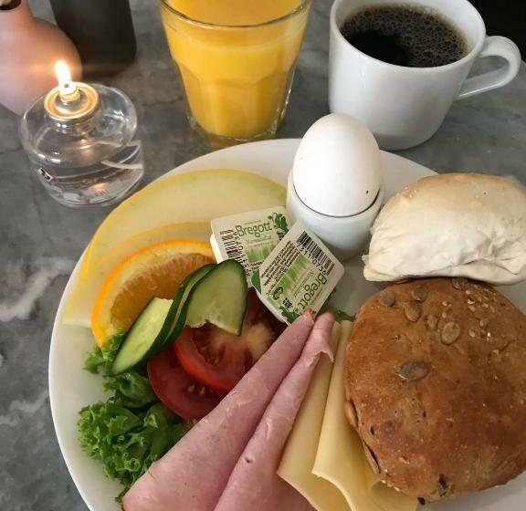 חדר משפחתי חדר אמבטיה משותף, Systrar & Bonor Bed And Breakfast