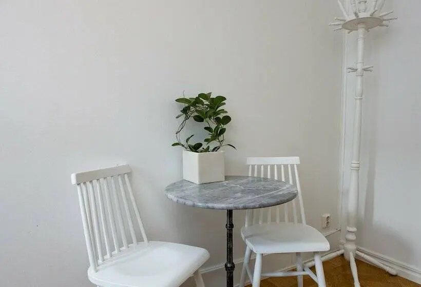 浴室共有ベーシックルーム, Systrar & Bonor Bed And Breakfast
