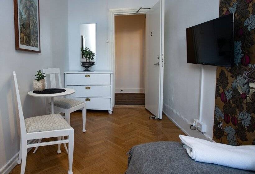 חדר סטנדרד יחיד חדר אמבטיה משותף, Systrar & Bonor Bed And Breakfast