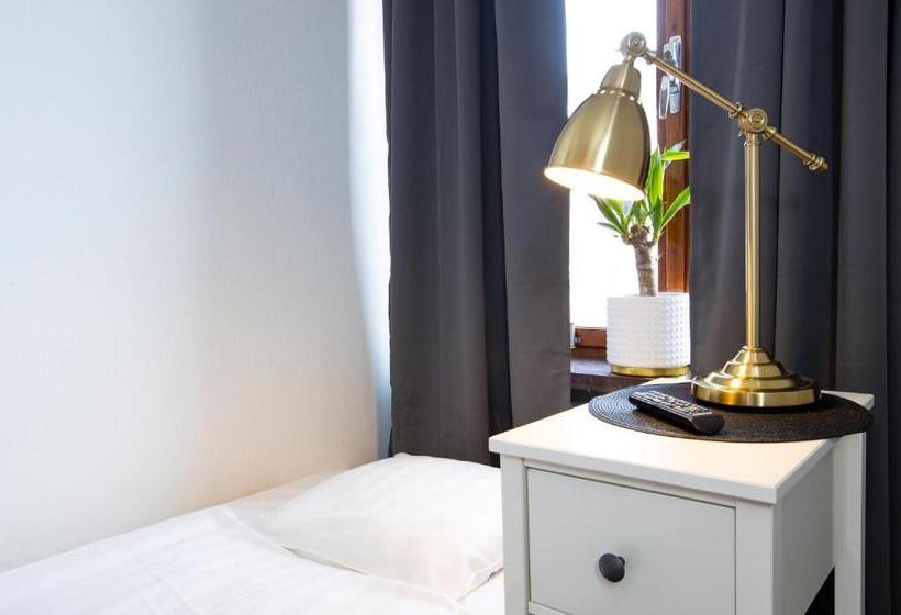 חדר סטנדרד יחיד חדר אמבטיה משותף, Systrar & Bonor Bed And Breakfast